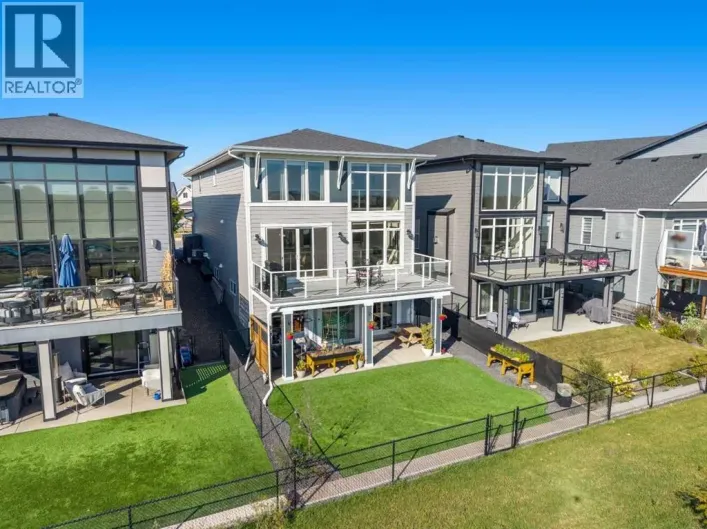 51 Creekstone Way SW, Calgary