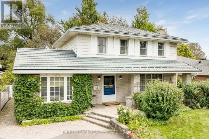 51 DAVIES CRESCENT, Barrie