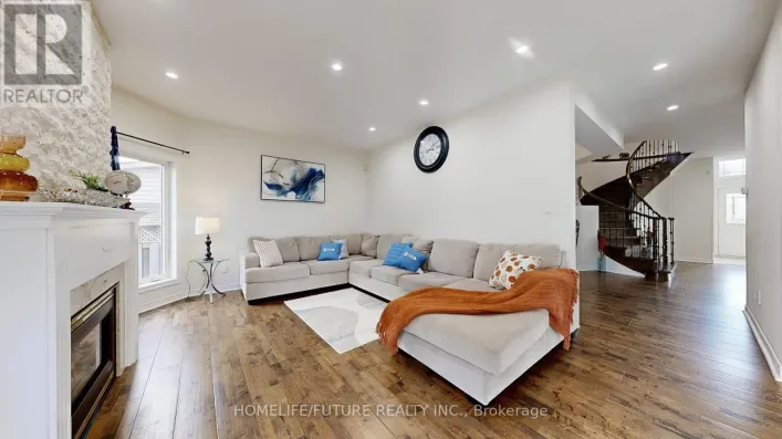 51 ESTATE GARDEN DRIVE, Richmond Hill