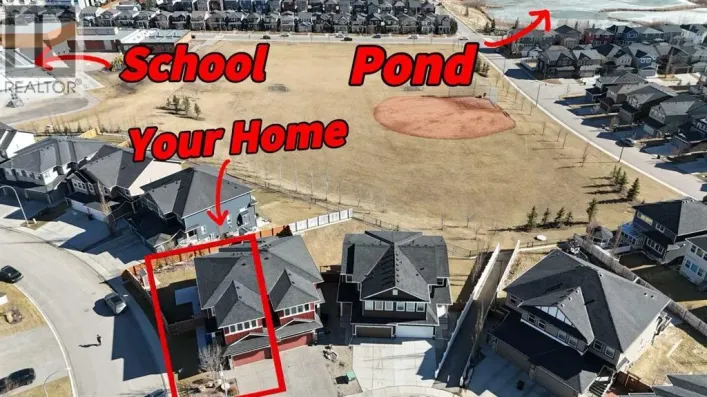 51 Evansglen Court NW, Calgary