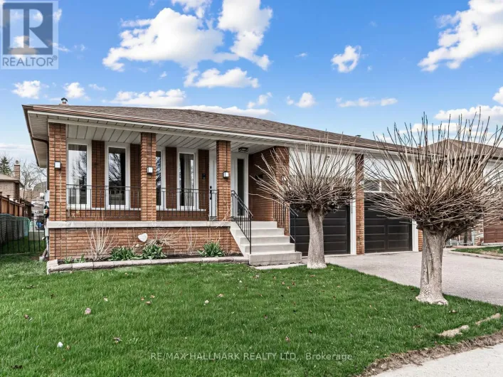 51 LAMBETH SQUARE, Toronto