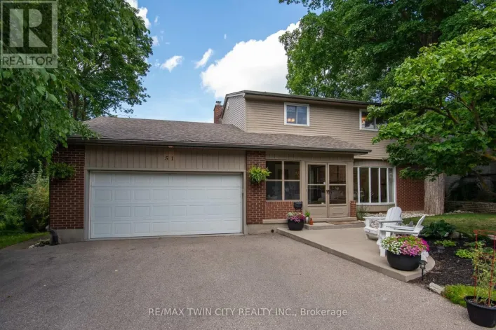 51 MURRAYHILL COURT, Kitchener