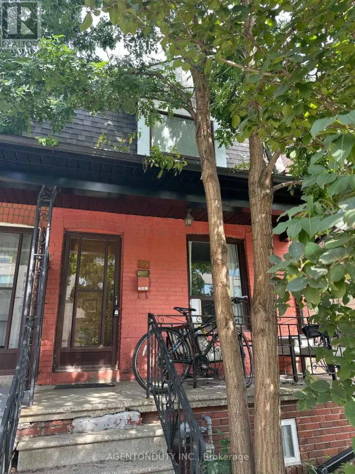 51 PERTH AVENUE, Toronto