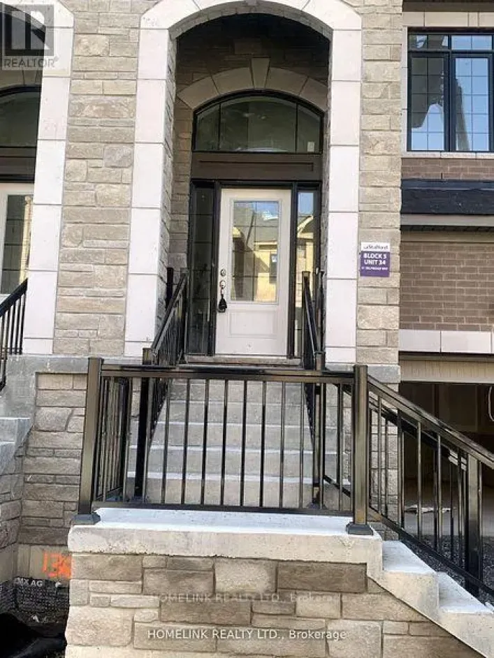 Row / Townhouse for sale: 51 SELFRIDGE WAY, Whitby