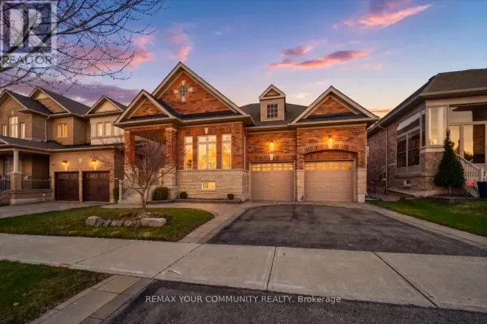 51 TONNER CRESCENT, Aurora
