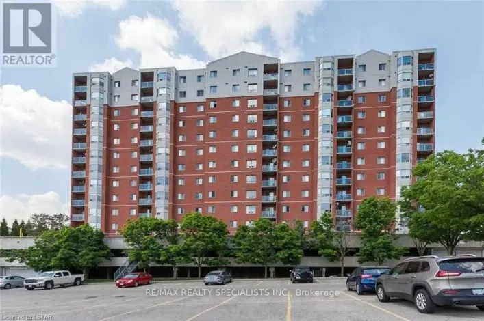 510 - 30 CHAPMAN COURT, London North