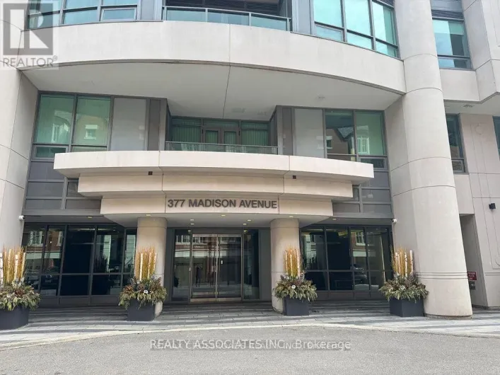 510 - 377 MADISON AVENUE, Toronto