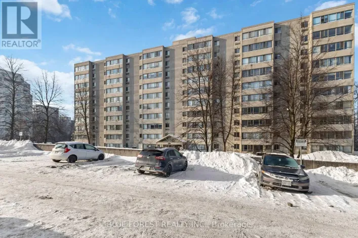 510 - 570 PROUDFOOT LANE, London North