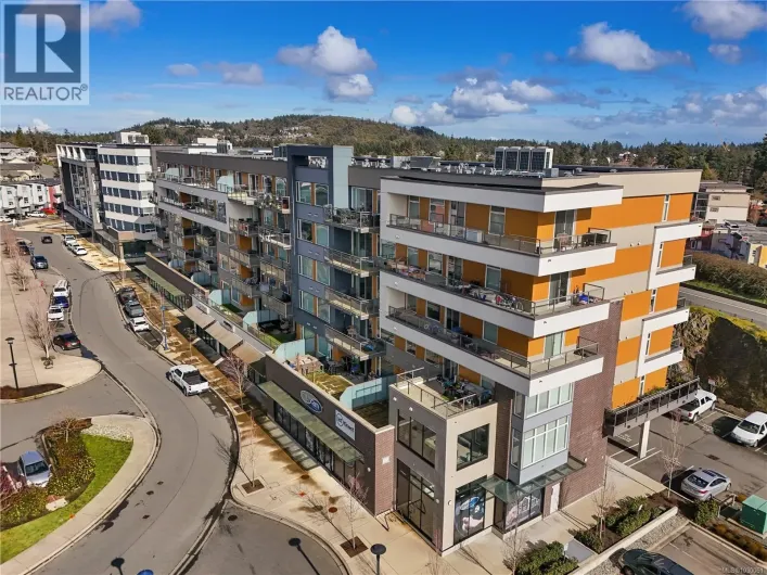 510 967 Whirlaway Cres, Langford