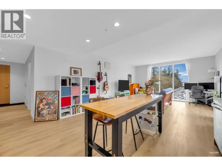 510 9888 UNIVERSITY CRESCENT, Burnaby