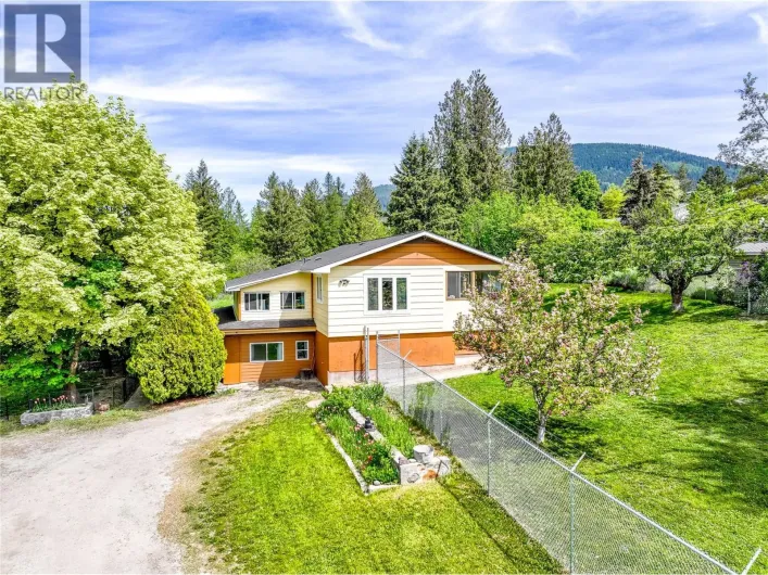 510 ERICKSON Road, Creston