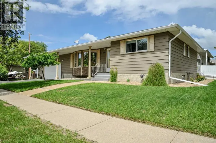 5102 54 Avenue, Camrose