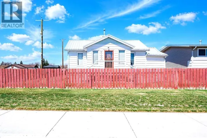 5103 41 Ave, Taber