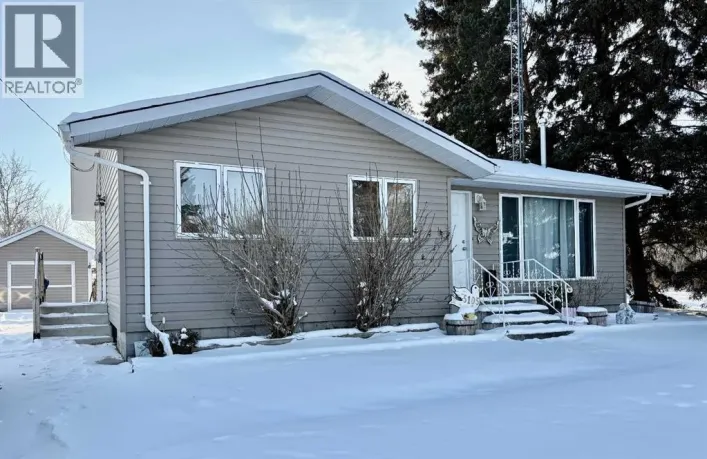 5103 50 Avenue, Myrnam