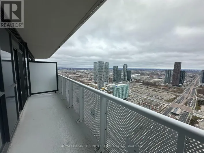 5107 - 8 INTERCHANGE WAY, Vaughan