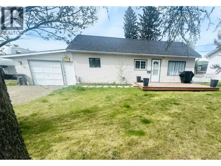 5109 43 Street NE, Chetwynd