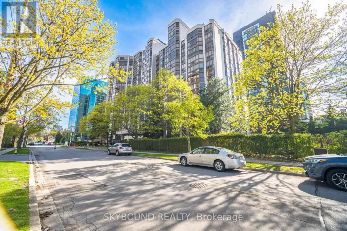 511 - 10 KENNETH AVENUE, Toronto