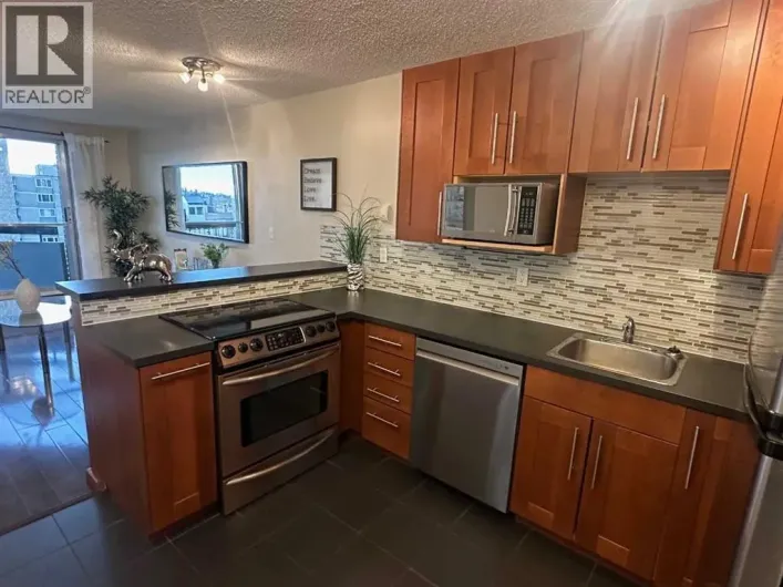 511, 340 14 Avenue SW, Calgary