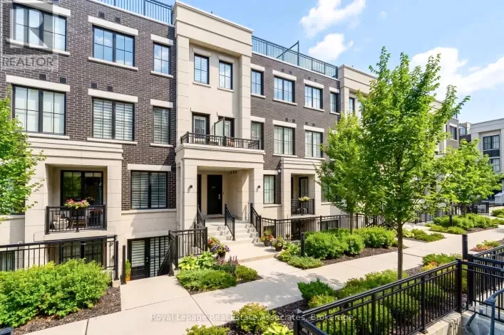 Row / Townhouse for sale: 511 - 657 CRICKLEWOOD DRIVE, Mississauga