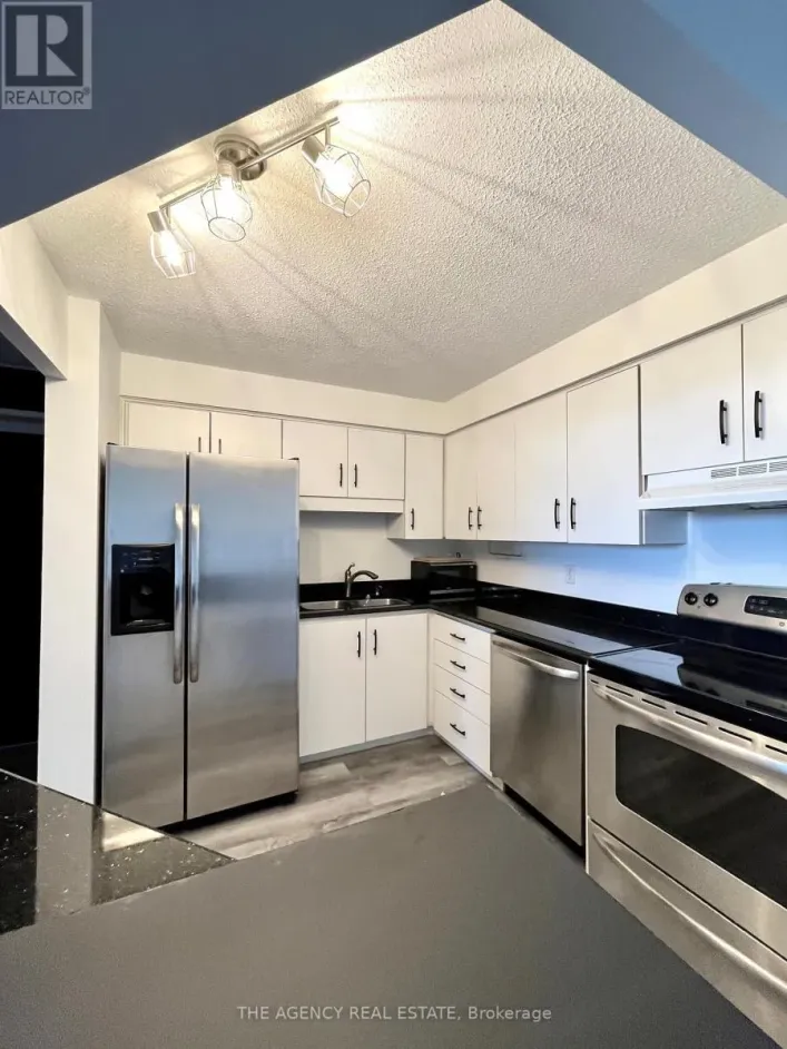 511 - 695 RICHMOND STREET, London East