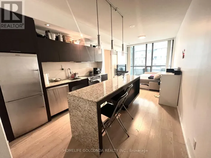 511 - 8 CHARLOTTE STREET, Toronto