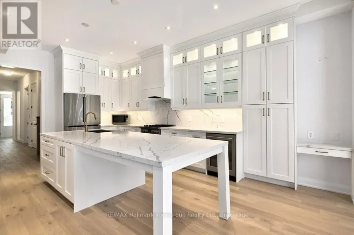 5-11 BAY STREET E, Blue Mountains