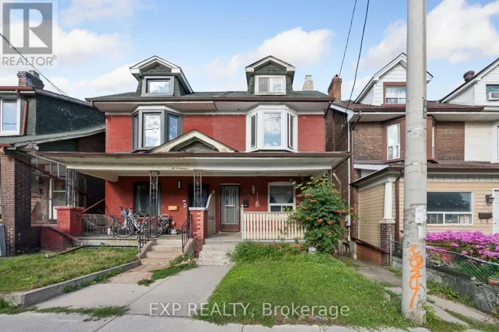511 CARLAW AVENUE, Toronto