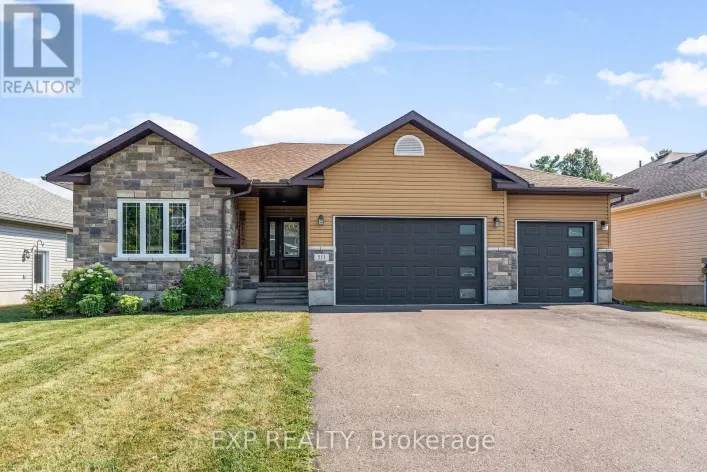 511 COLERAINE DRIVE, Renfrew