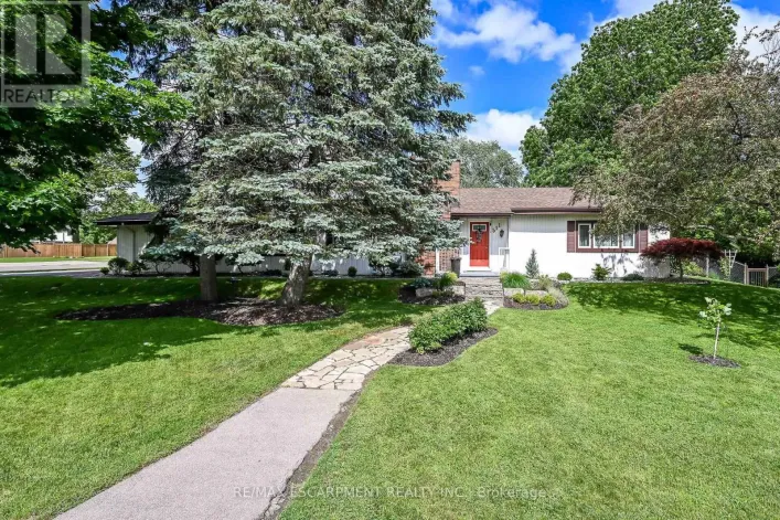 511 FIDDLERS GREEN ROAD, Hamilton