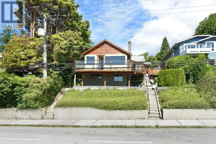 511 S FLETCHER ROAD, Gibsons