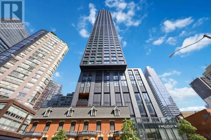 5110 - 8 WELLESLEY STREET W, Toronto