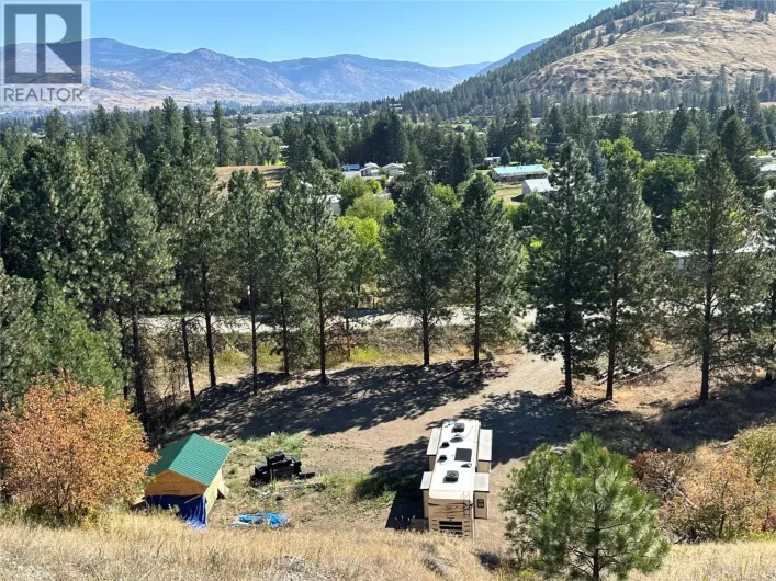 5115 41 Highway, Grand Forks