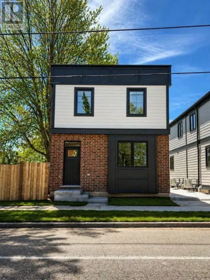 51183 RON MCNEIL LINE, Malahide