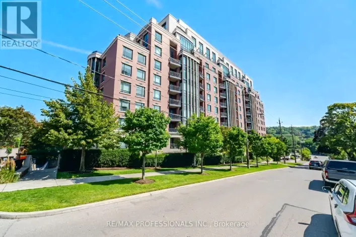 512 - 30 OLD MILL ROAD, Toronto