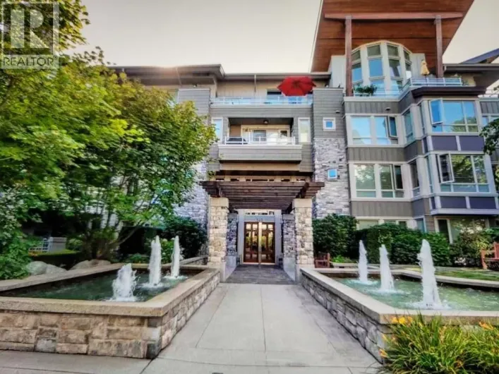 512 560 RAVEN WOODS DRIVE, North Vancouver