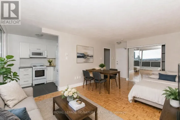 512 - 666 SPADINA AVENUE, Toronto