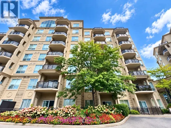 512 - 8 MAISON PARC COURT, Vaughan