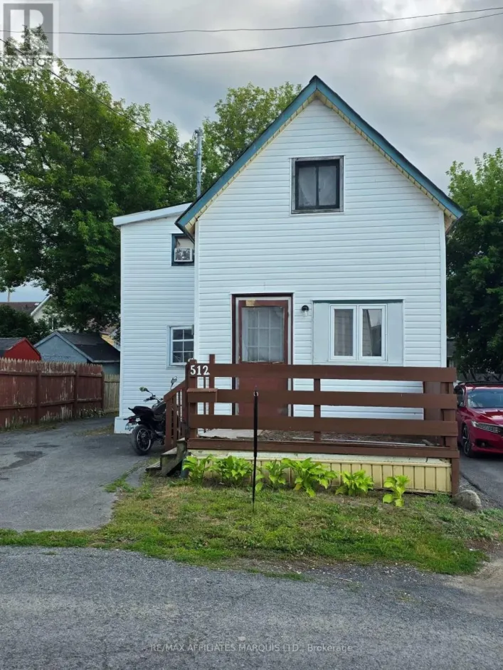 512 FIRST STREET W, Cornwall