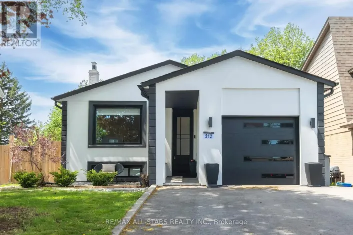 512 SANDFORD STREET, Newmarket