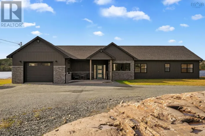 House for sale: 5121 Clam Harbour Road, Lake Charlotte