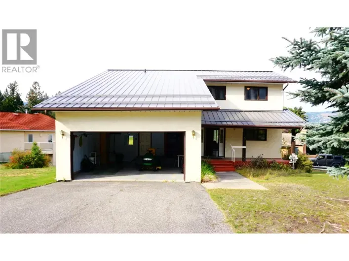 5121 RIVERVIEW Crescent, Fairmont Hot Springs