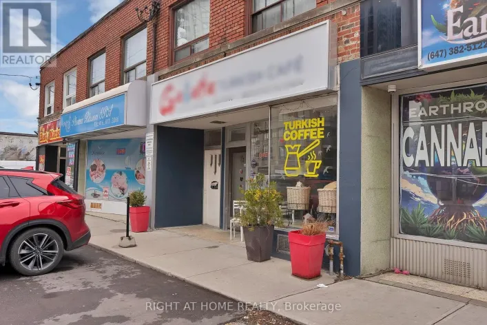 5122 DUNDAS STREET W, Toronto