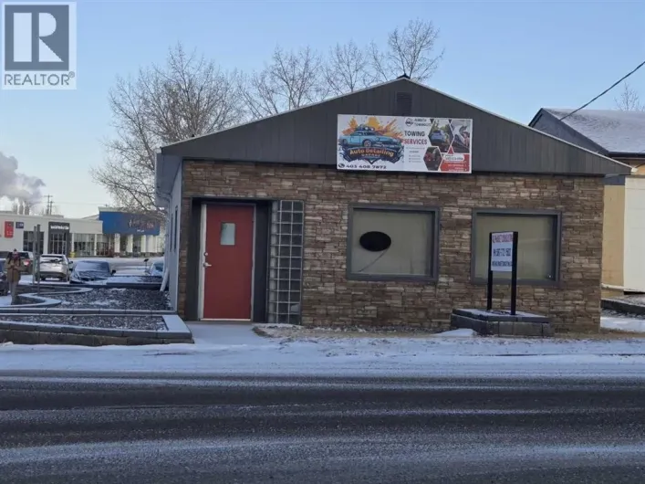 5124 49 Avenue S, Innisfail