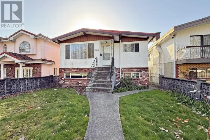 5125 WALES STREET, Vancouver