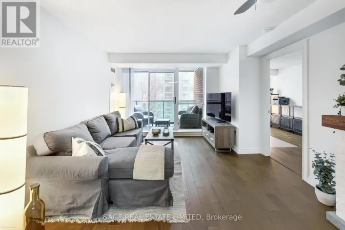 513 - 11 MICHAEL POWER PLACE, Toronto