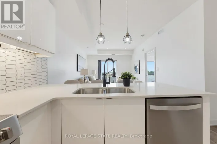 513 - 16 MARKLE CRESCENT, Hamilton