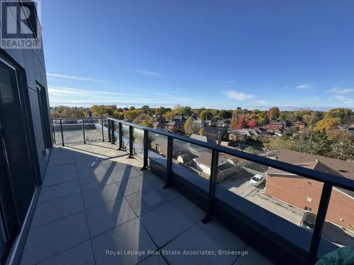 513 - 408 BROWNS LINE, Toronto