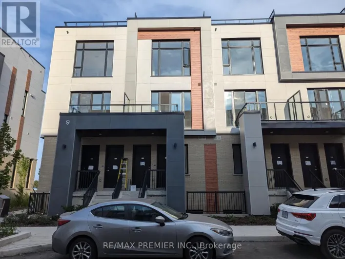 513 - 9 STECKLEY HOUSE LANE, Richmond Hill