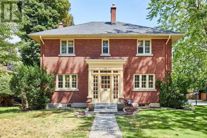 513 CENTRE STREET S, Whitby