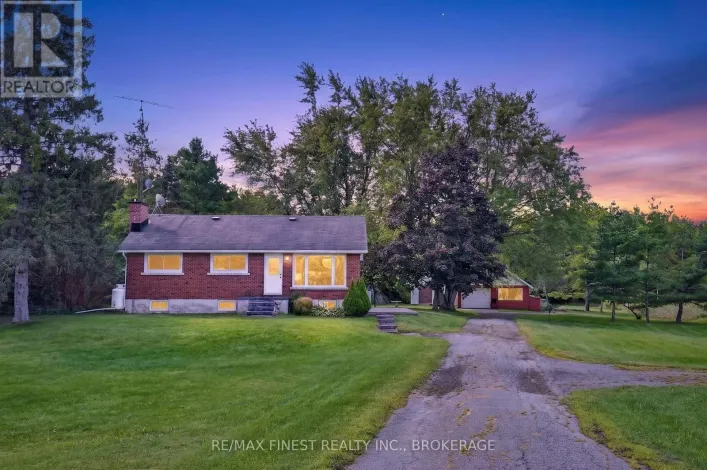 513 COUNTY ROAD 2, Front of Leeds & Seeleys Bay